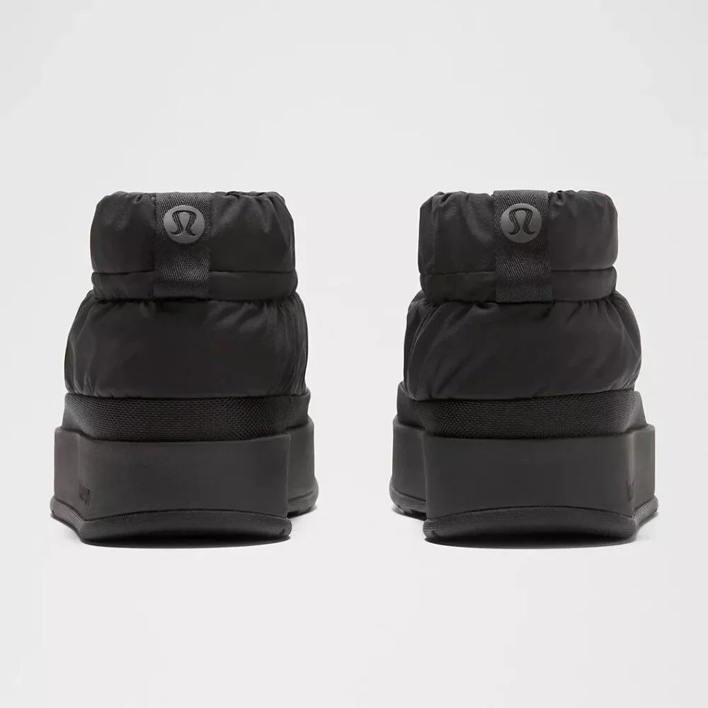 NWT Lululemon Women's Wunder Puff Mini Boot, Size 8, Black, New with Tag in Box